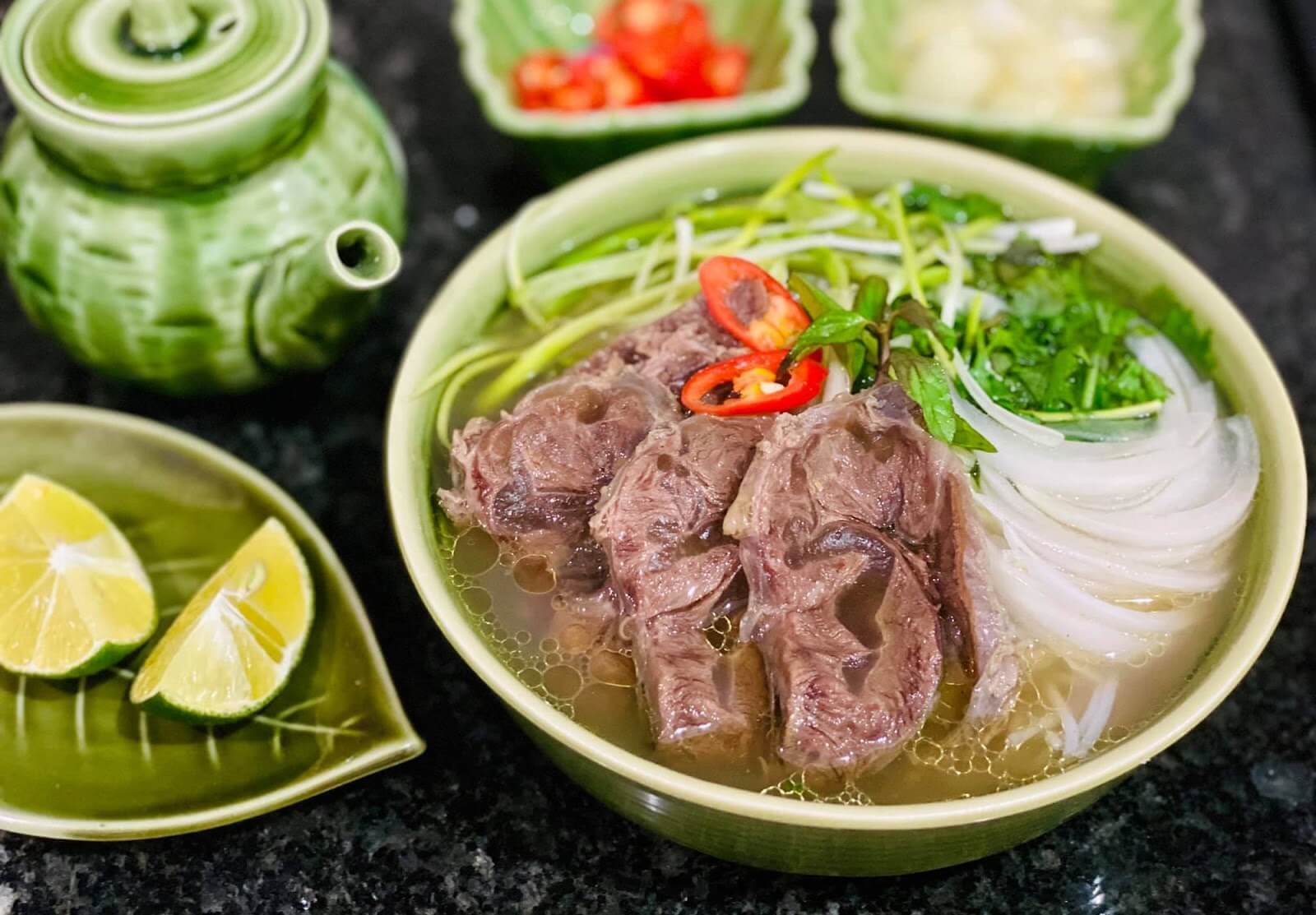 Khám Phá 15 Món Đặc Sản Ba Miền Nổi Tiếng Nhất Việt Nam