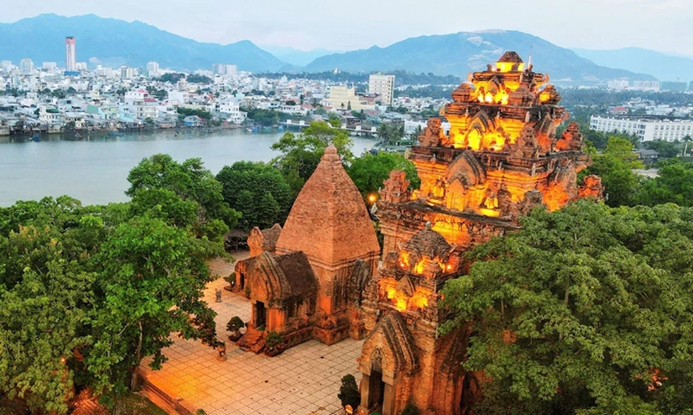 Top 10 khu dịch lịch đẹp nhất Việt Nam